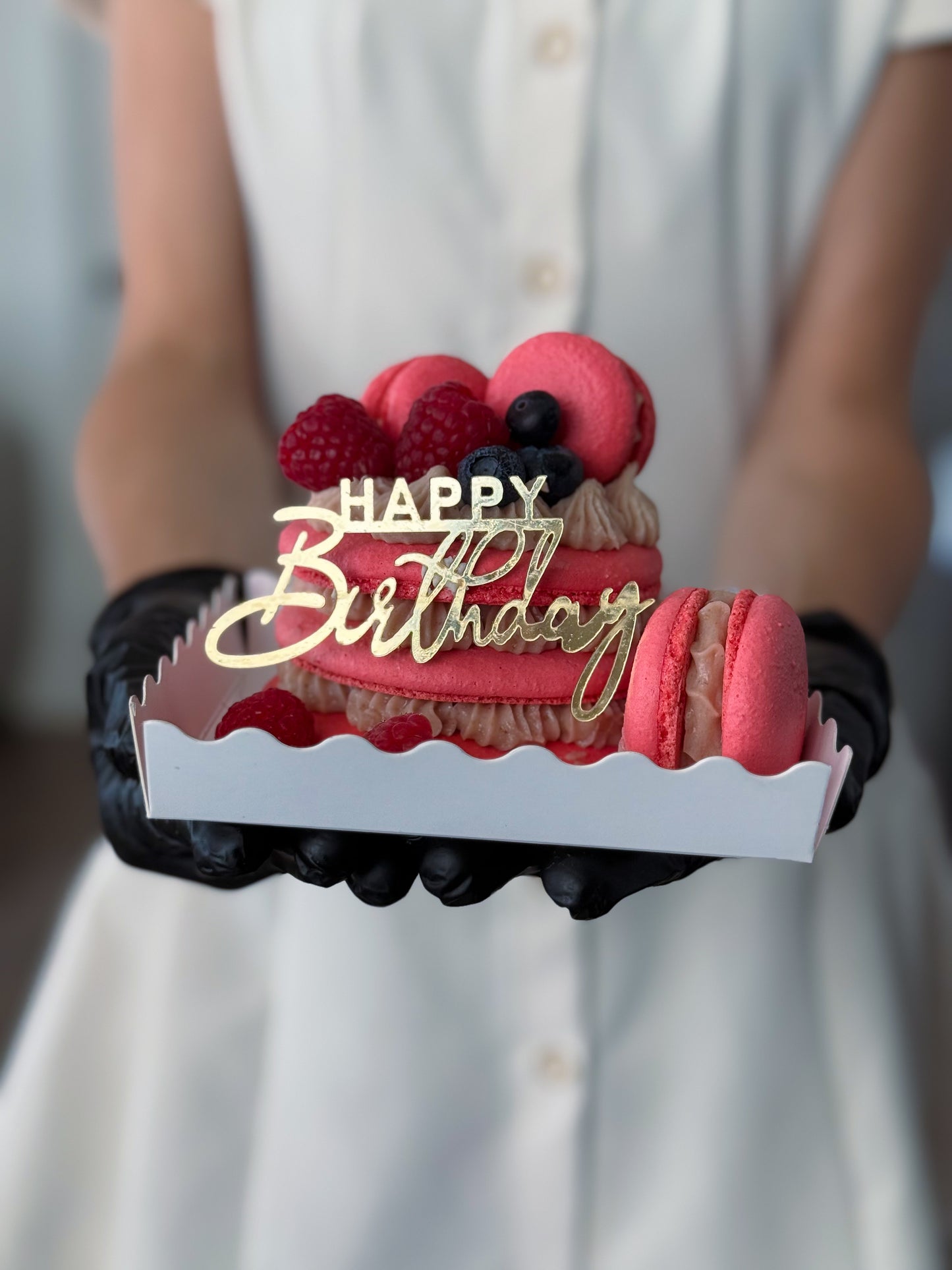 Macaron cake