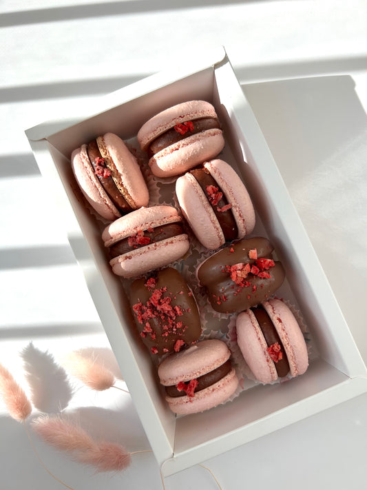 Macaron Gift Box – Assorted Gourmet Flavours
